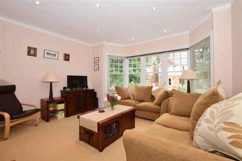 12a The Crescent, Belmont, Sutton, SM2 6BJ