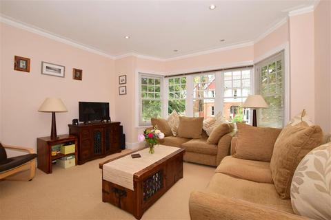 12a The Crescent, Belmont, Sutton, SM2 6BJ