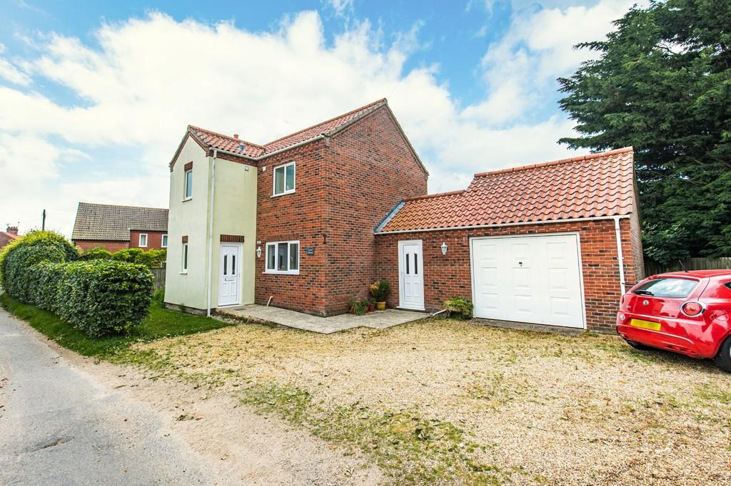 Sculthorpe 3 bed detached house £400,000