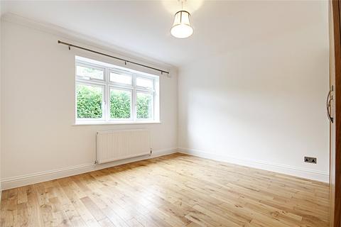 2 bedroom flat to rent, Chase Road, London, N14