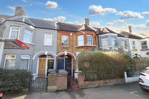 2 bedroom maisonette for sale, Chingford Lane, Woodford Green