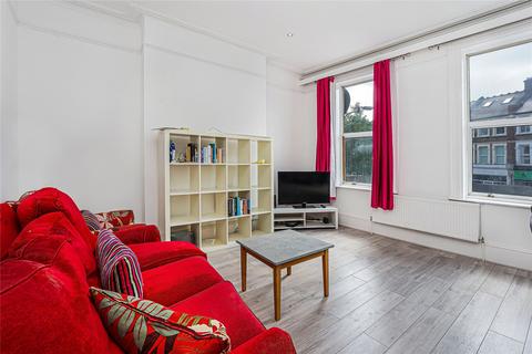 3 bedroom flat to rent, Parsons Mews, London