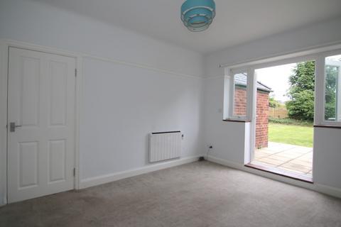 3 bedroom semi-detached house to rent, Eggbridge Lane, Waverton