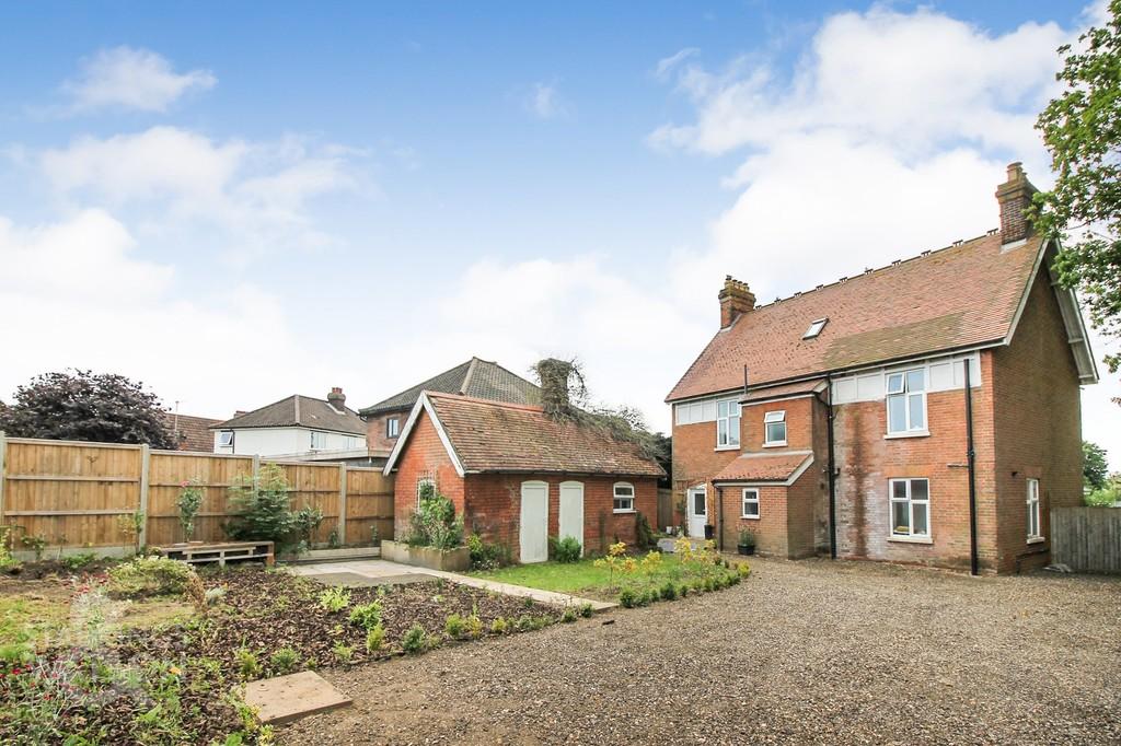 Stalham Road, Hoveton, Norwich 5 bed detached house for sale £475,000