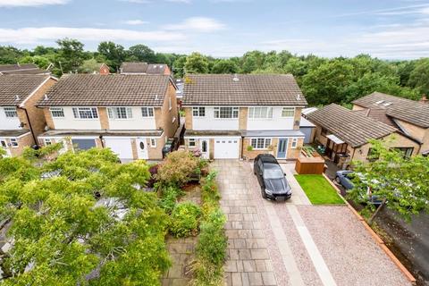 47 Camborne Close, Congleton, CW12 3BG