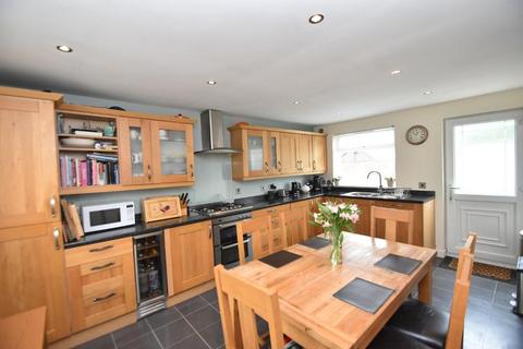 25 Beechtree Terrace, Milton Of Campsie, Glasgow, G66 8DA