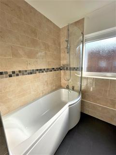 2 bedroom flat to rent, WALLINGTON