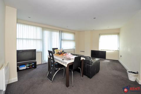 2 bedroom apartment to rent, West Wear Street, Sunderland