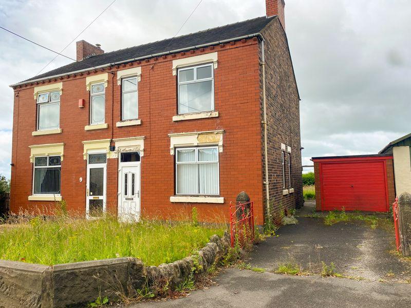 Church Lane, Mow Cop, St7 4LR 2 bed semidetached house £167,500