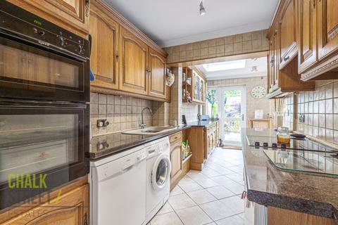 20 The Ridgeway, Gidea Park, Romford, RM2 5BU