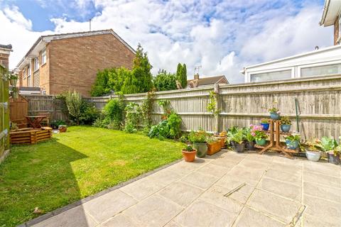 17 Boxgrove, Goring By Sea, Worthing, BN12 6BH