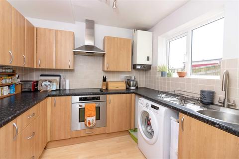 17 Boxgrove, Goring By Sea, Worthing, BN12 6BH