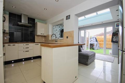 45 Ashdene Close, Willerby, Hull, HU10 6LW
