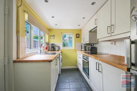 15 Cedars Road, Colchester, CO2 7BS