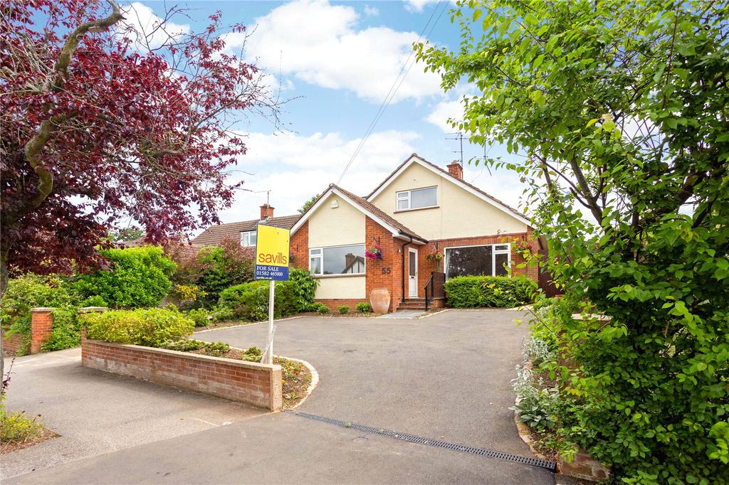 Benslow Rise, Hitchin, Hertfordshire, SG4 4 bed detached house £875,000