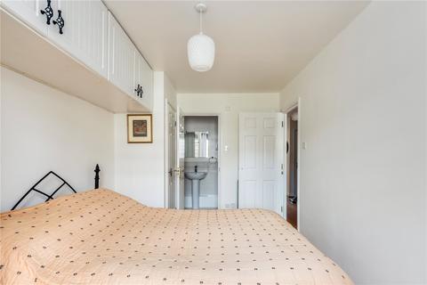 Flat 3, 18 Cassland Road, London, E9 7AN
