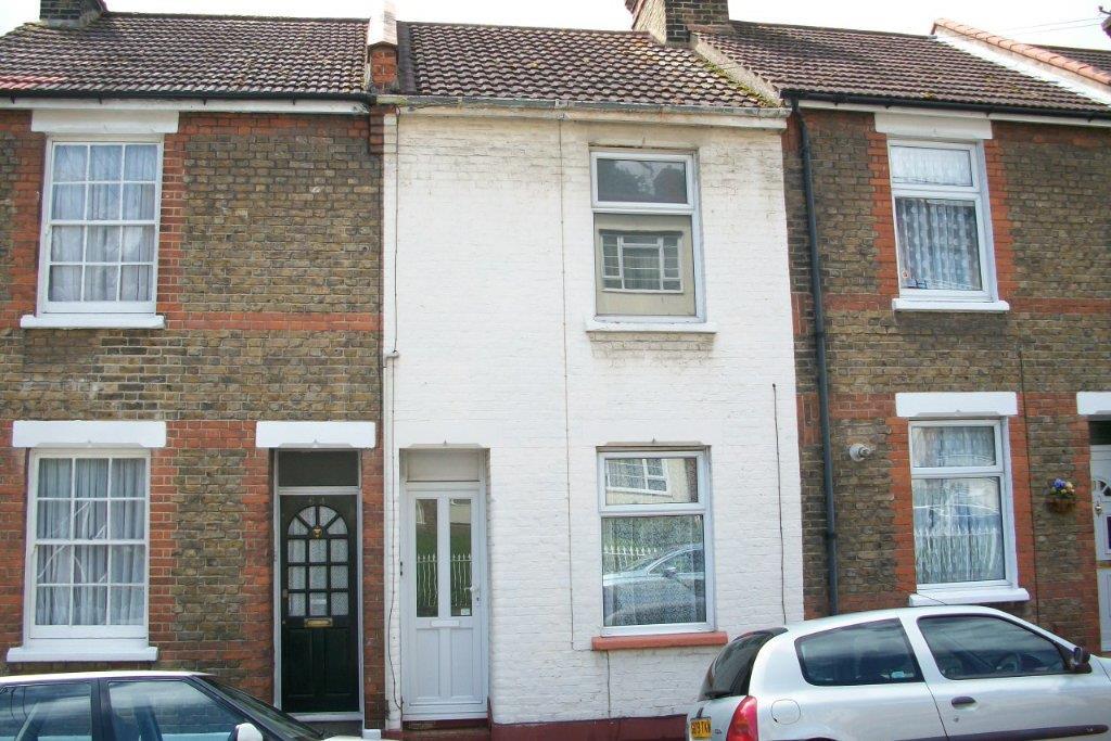 Coronation Road, Chatham 1 bed flat £595 pcm (£137 pw)