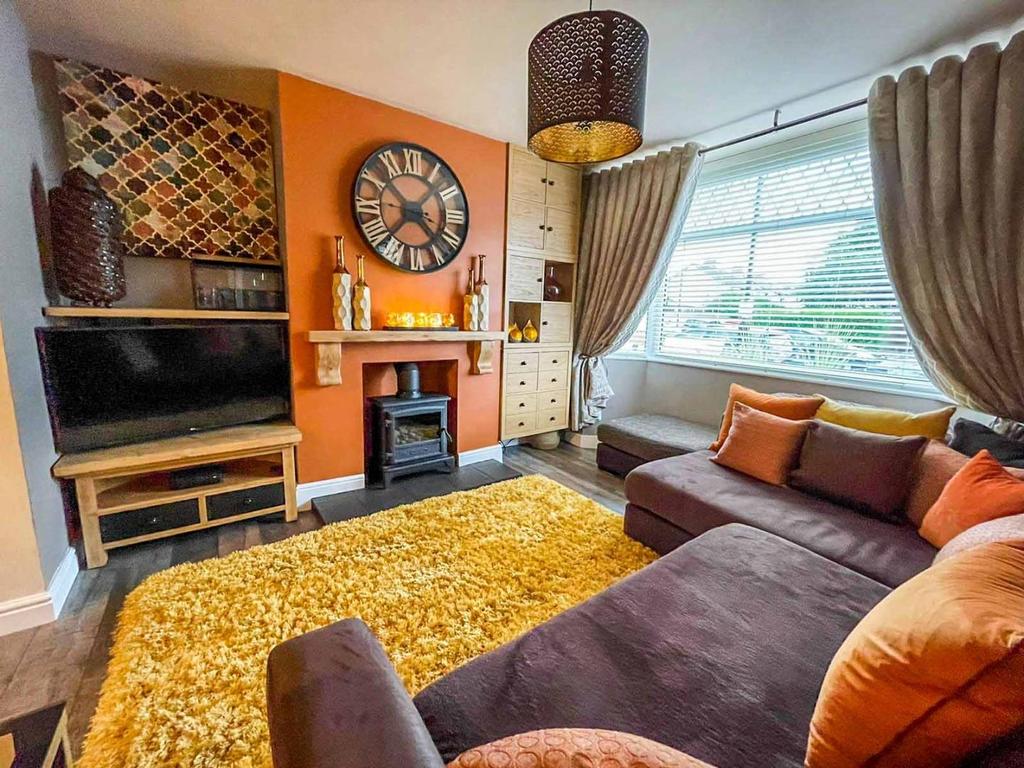 Wycliffe Road West, Coventry 3 bed semidetached house £240,000