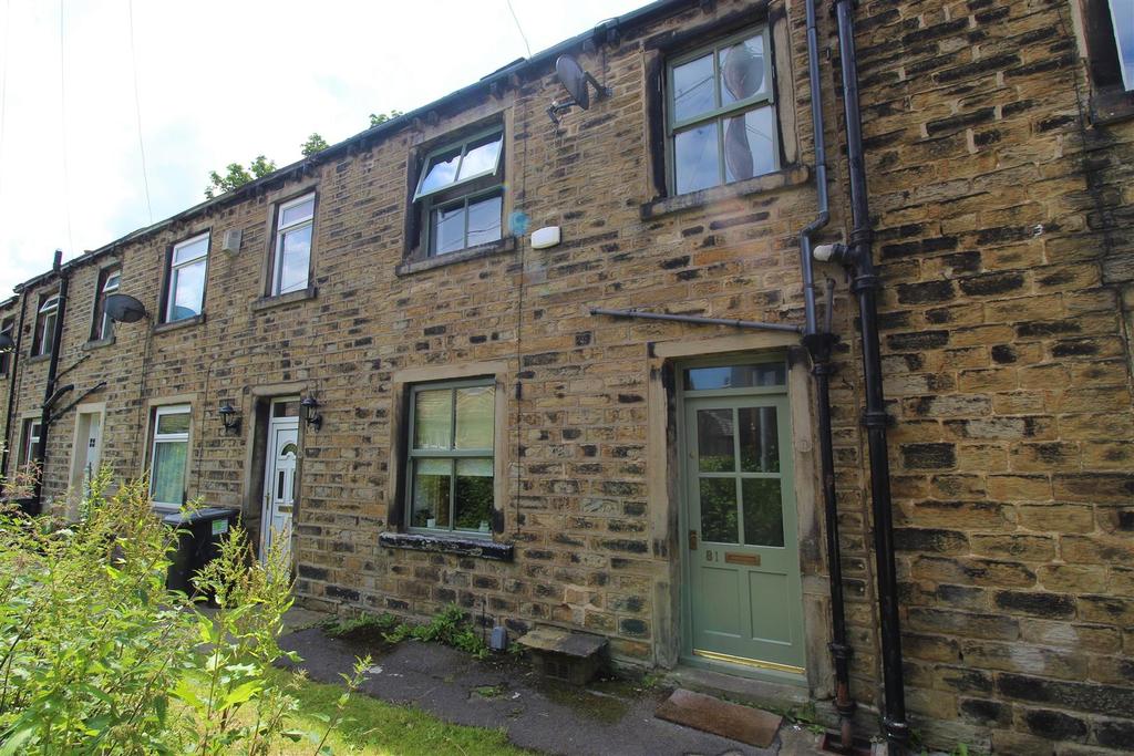 Westgate, Almondbury, Huddersfield 2 bed terraced house £595 pcm (£