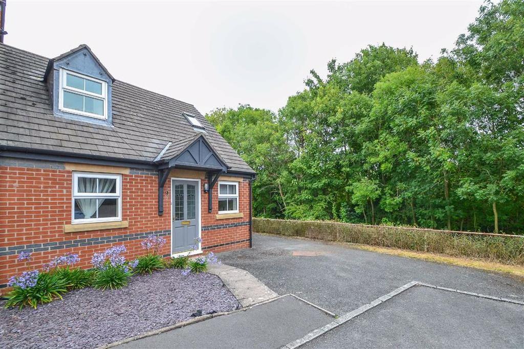 Northumberland Place, Greenfields, Shrewsbury 2 bed end of terrace