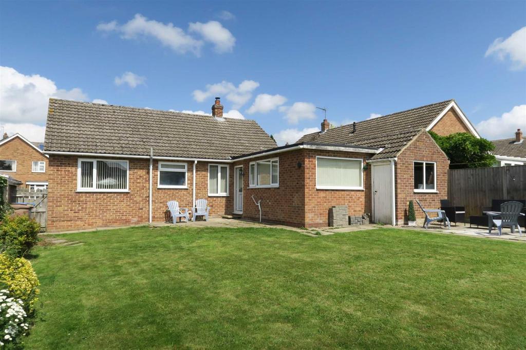 Hill Rise, Market Weighton 3 bed detached bungalow £235,000