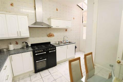 122 Kingsbrook Road, Manchester, M16 8NT