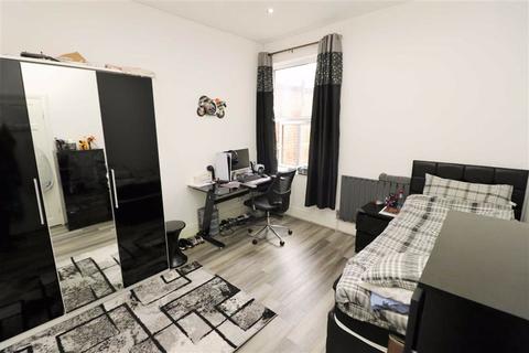 122 Kingsbrook Road, Manchester, M16 8NT
