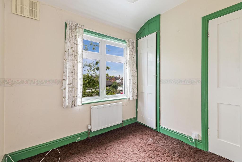 Bedroom 3.jpg