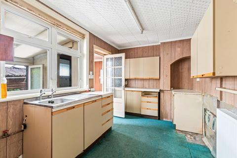 43 William Road, Ashford, TN23 7UT