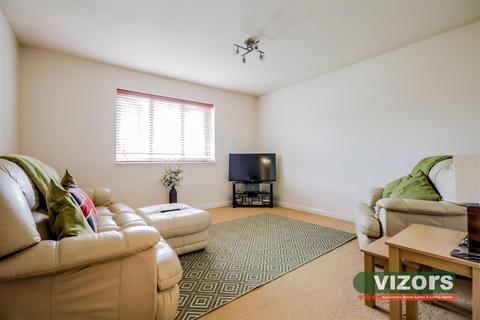 75 Gloucester Close, Redditch, B97 6AH