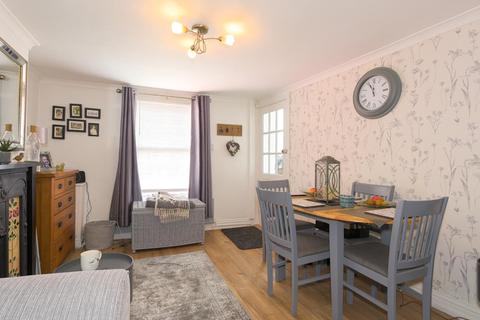 17 Kingston Road, Epsom, KT17 2DX