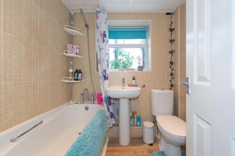 17 Kingston Road, Epsom, KT17 2DX