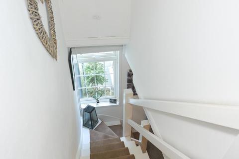 17 Kingston Road, Epsom, KT17 2DX