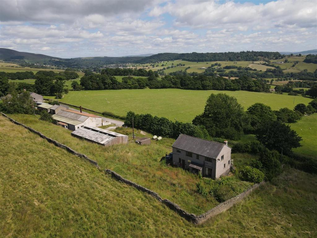 Clerk Hill Road, Wiswell, Clitheroe 4 bed detached house £750,000