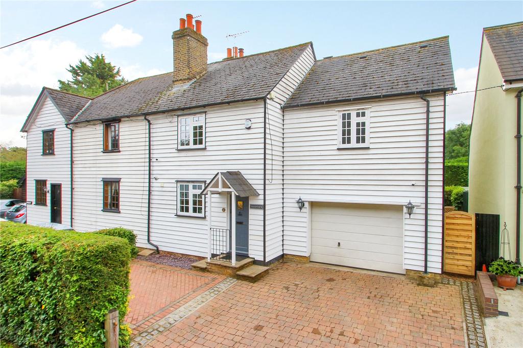 Castle Hill, Hartley, Longfield, Kent, DA3 3 bed semidetached house £550,000