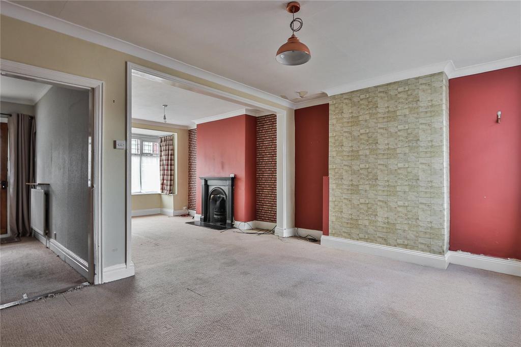 Loveridge Avenue, Hull, HU5 3 bed end of terrace house £145,000