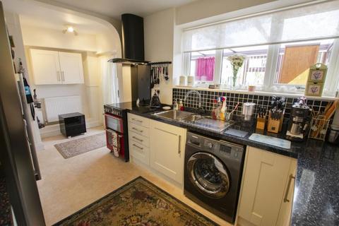 68 Cadleigh Gardens, Birmingham, B17 0QB