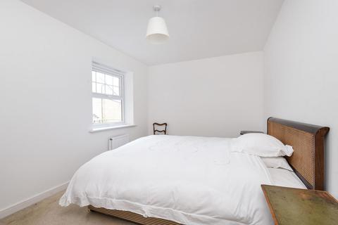 12 Wells View Drive, Bromley, BR2 9UL