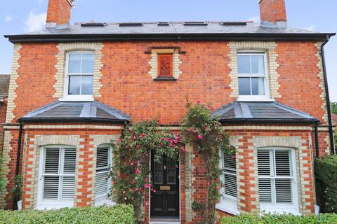 11 Thames Avenue, Pangbourne, Reading, RG8 7BU