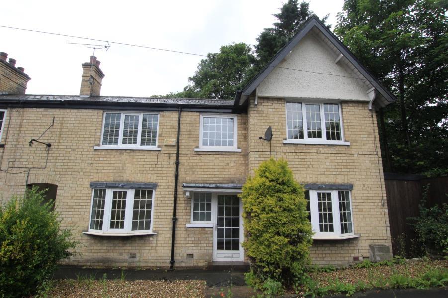 Woodgates Lane, North Ferriby, HU14 3JR 3 bed end of terrace house £