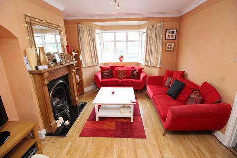73 Caldbeck Avenue, Worcester Park, KT4 8BH