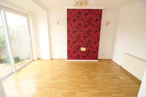 73 Caldbeck Avenue, Worcester Park, KT4 8BH