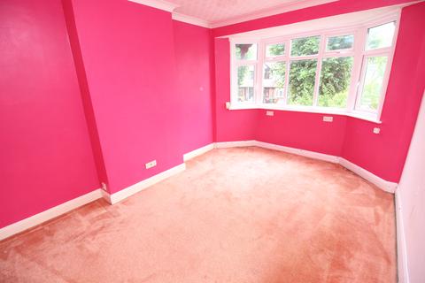 73 Caldbeck Avenue, Worcester Park, KT4 8BH
