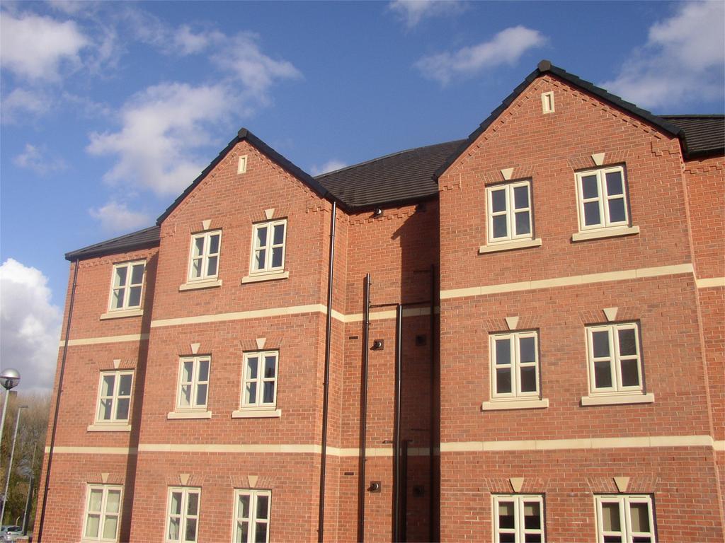 Maple Leaf Gardens, Worksop, Nottinghamshire, S80 2 bed apartment £