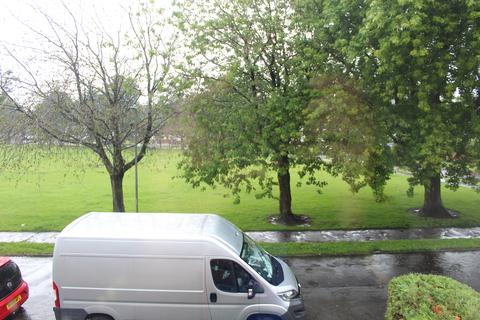 50 Earnshaw Drive, Leyland, PR25 1GS