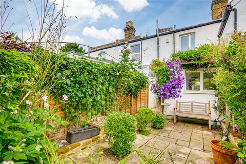 4 Beverley Path, London, SW13 0AL