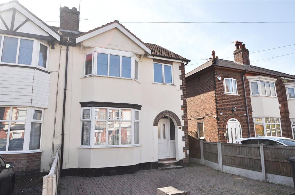 St Marks Road, Saltney, Chester, CH4 3 bed semidetached house £199,000