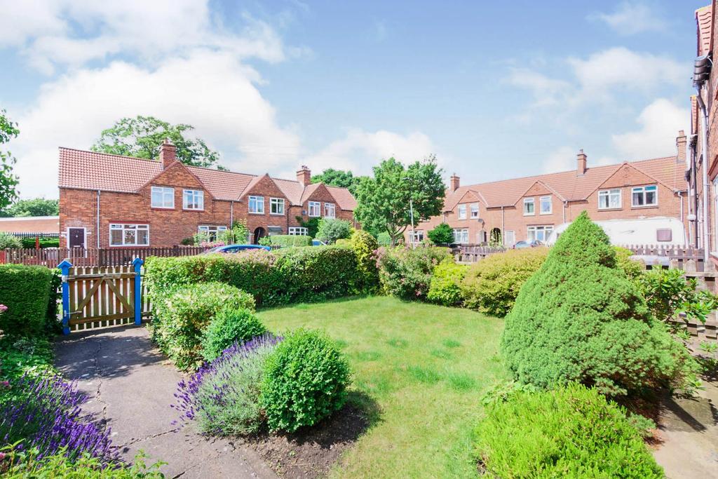 Fulford Cross, York 3 bed end of terrace house £290,000