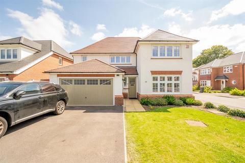 8 Cricketers Grove, Birmingham, B17 8BF