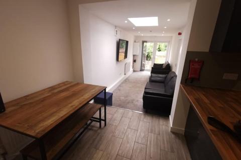 76 Terry Road, Coventry, CV1 2BA